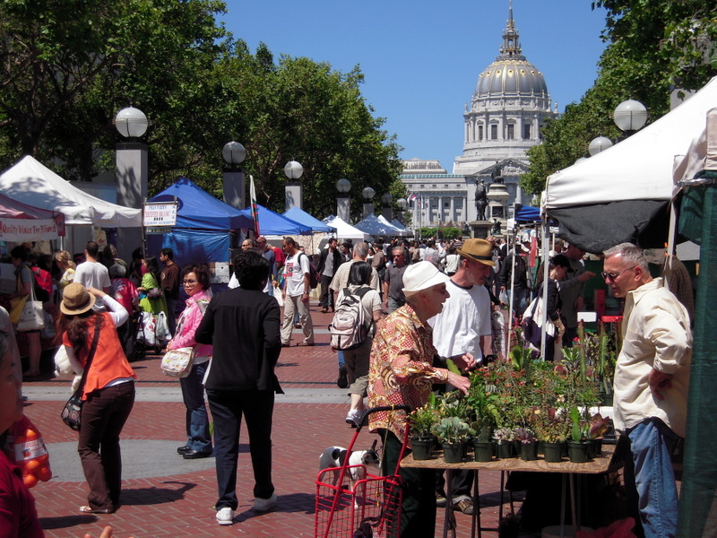 United Nations Farmer's Market with San Francisco City Hall