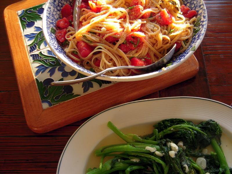 heirloom tomato linguini and broccoli rabe complement eachother